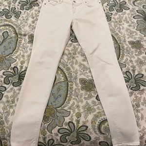 White skinny jeans- Seven7